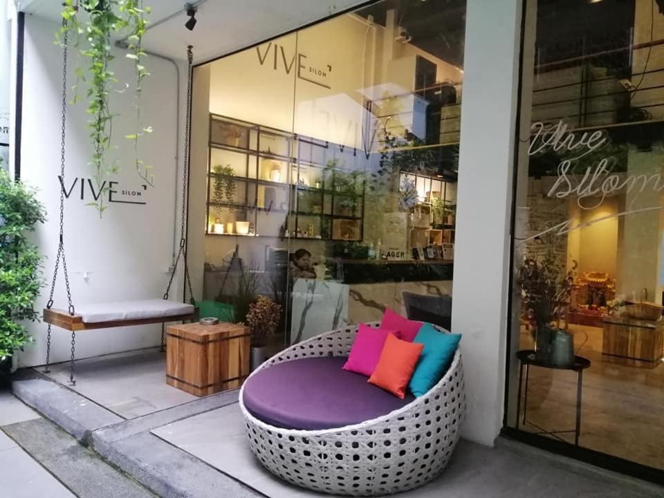 Hotel Vive Silom Bangkok Exterior foto